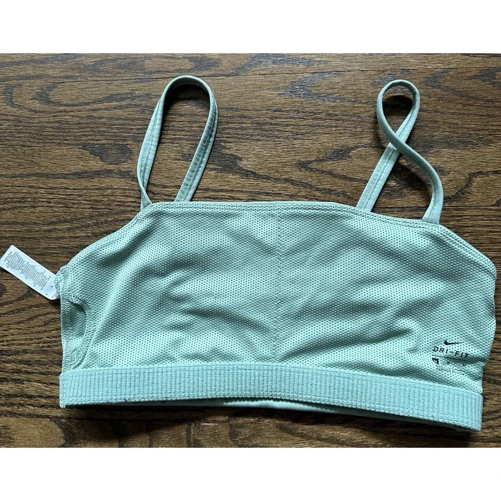 Nike Womens Dri-FIT Indy Light-Support Sports Bra Mint Green DC5553-006 Medium